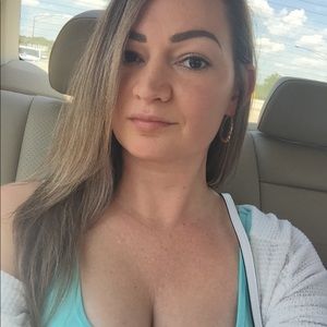 Meet your Posher, Felicia